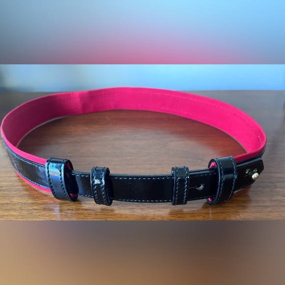 Vintage Valentino Garavani Red and Black patent leather belt - Picture 2 of 9